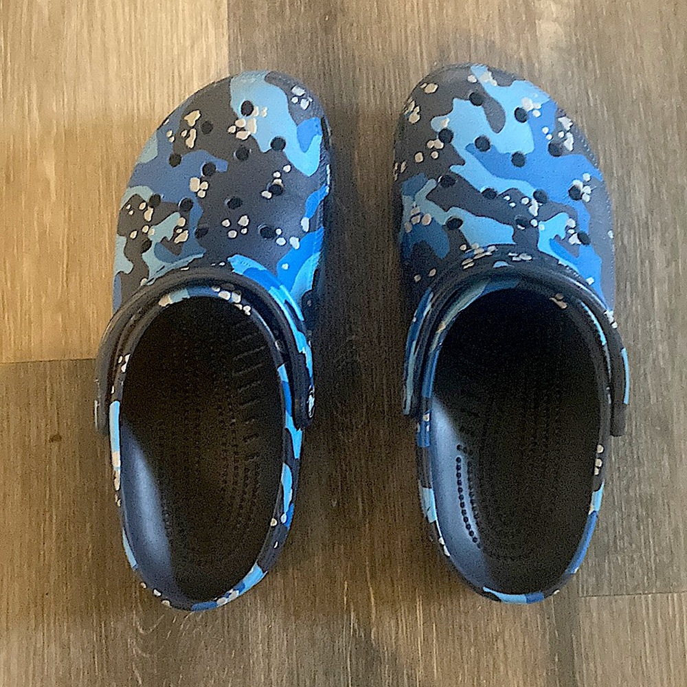 Blue paw print crocs